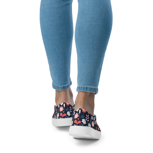 Dark Scandi Floral Women’s slip-on canvas shoes