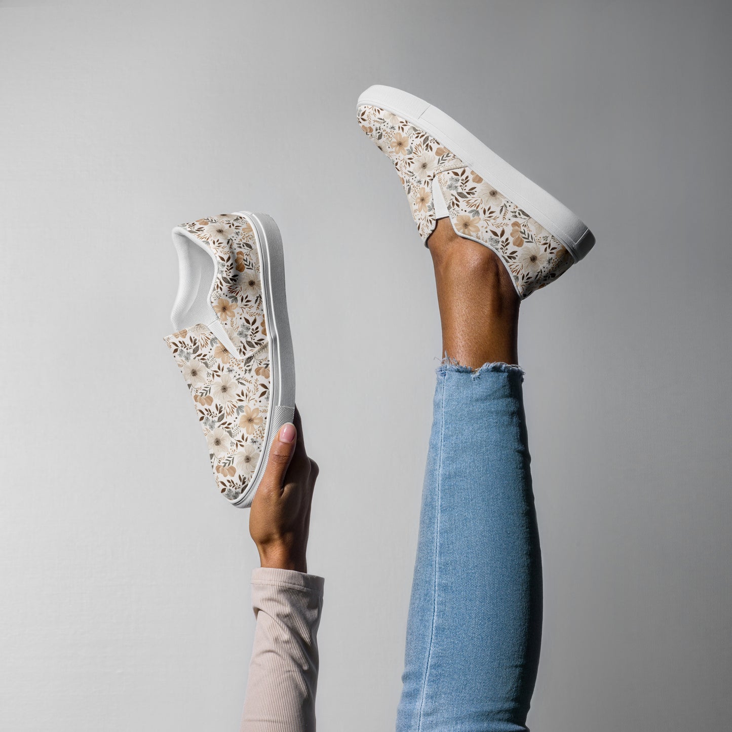 Beige Boho Floral Women’s slip-on canvas shoes